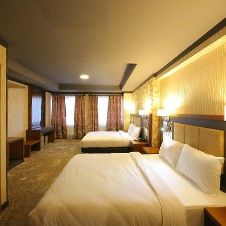 Taht Palace Hotel Van Extérieur photo