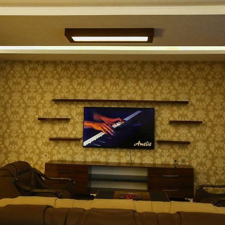 Taht Palace Hotel Van Extérieur photo