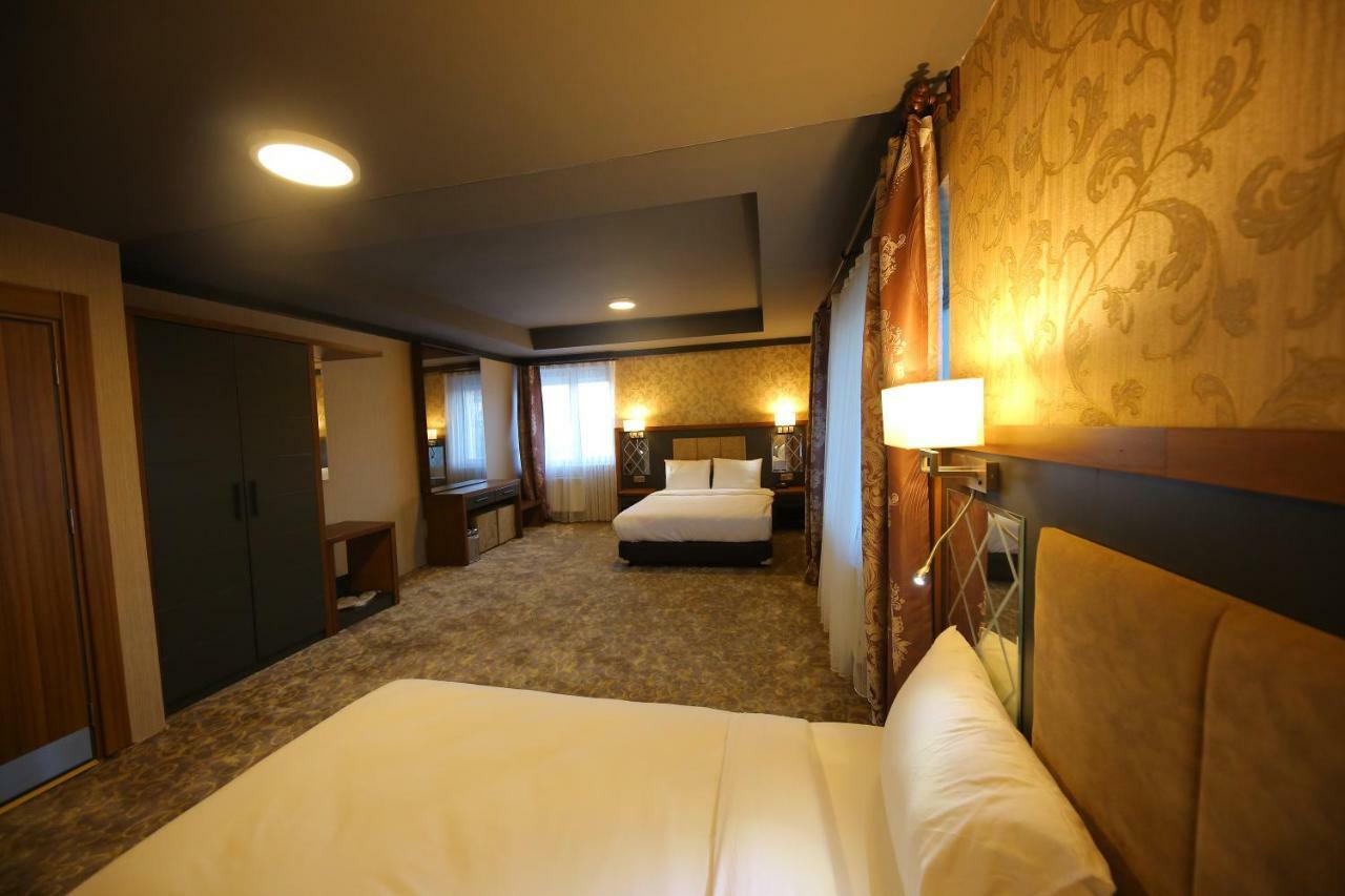 Taht Palace Hotel Van Extérieur photo