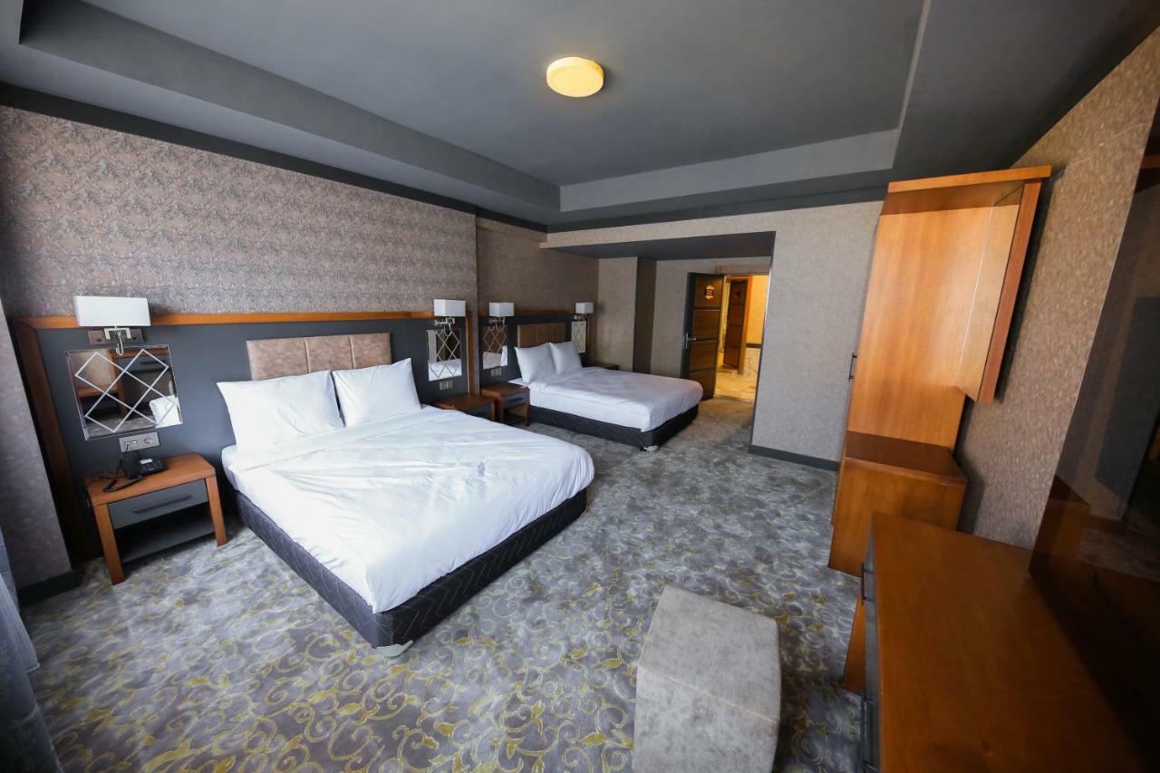 Taht Palace Hotel Van Extérieur photo