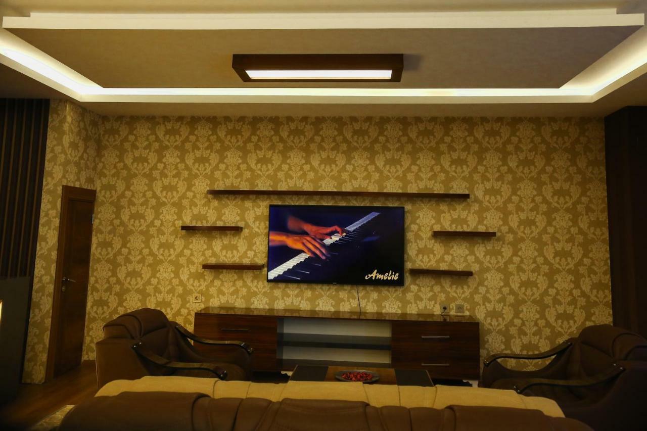 Taht Palace Hotel Van Extérieur photo
